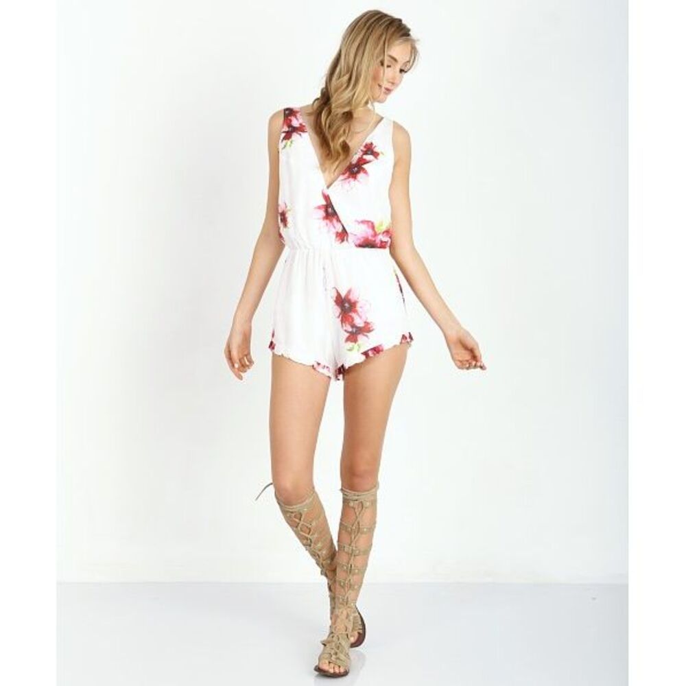 Winston White floral romper size small‎
